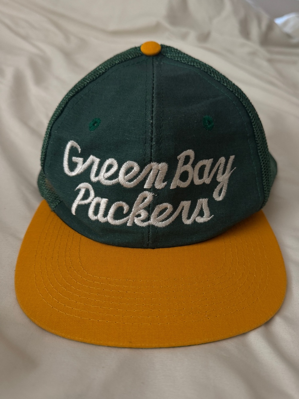 Vintage Green Bay Packers script mesh trucker SnapBack Eastport NFL